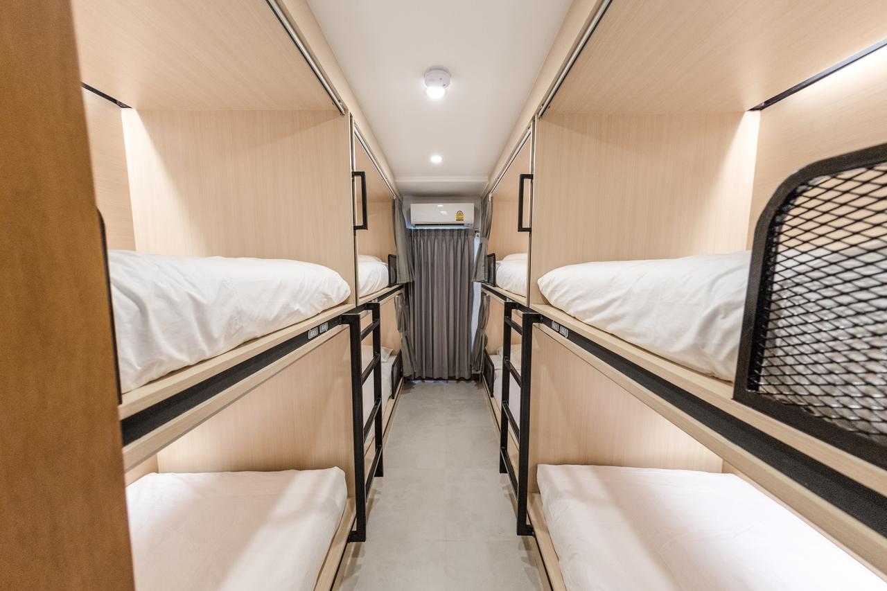 Naratel Hostel Bangkok Eksteriør billede