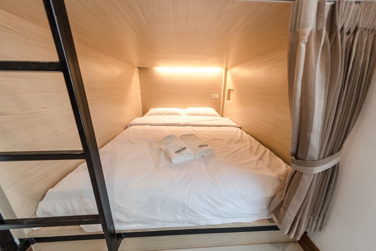 Naratel Hostel Bangkok Eksteriør billede