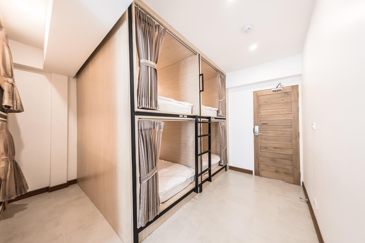 Naratel Hostel Bangkok Eksteriør billede