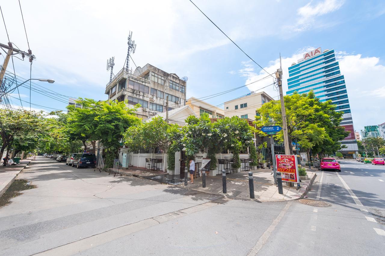 Naratel Hostel Bangkok Eksteriør billede