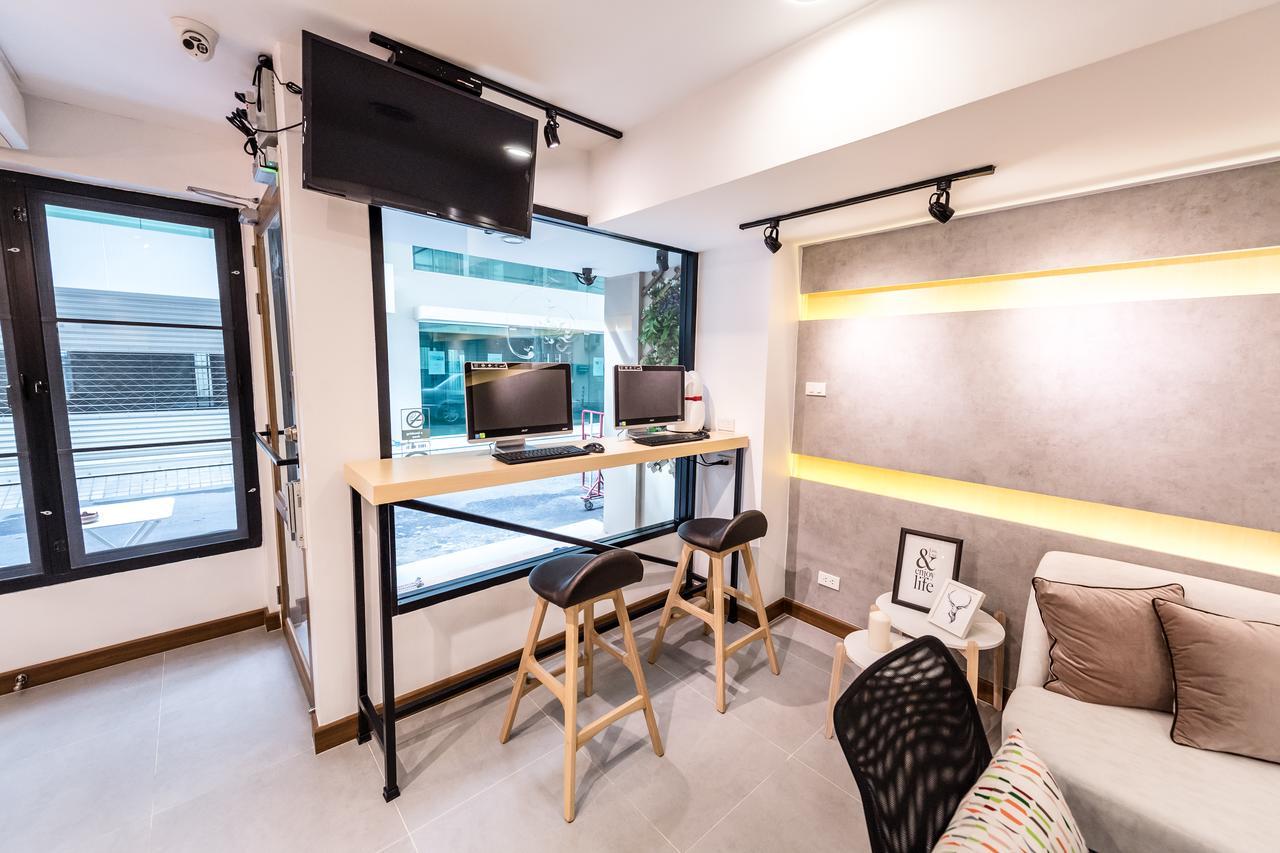 Naratel Hostel Bangkok Eksteriør billede