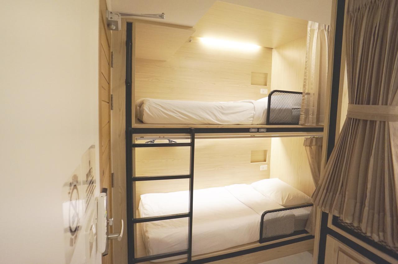 Naratel Hostel Bangkok Eksteriør billede